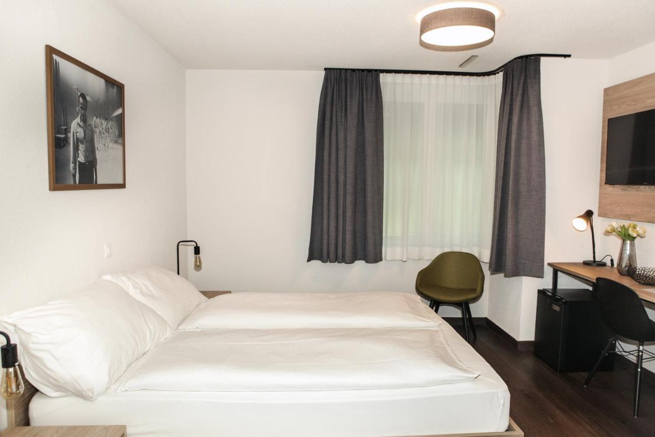 Dihei - Hotel, Lounge, Bar Dubendorf Ngoại thất bức ảnh